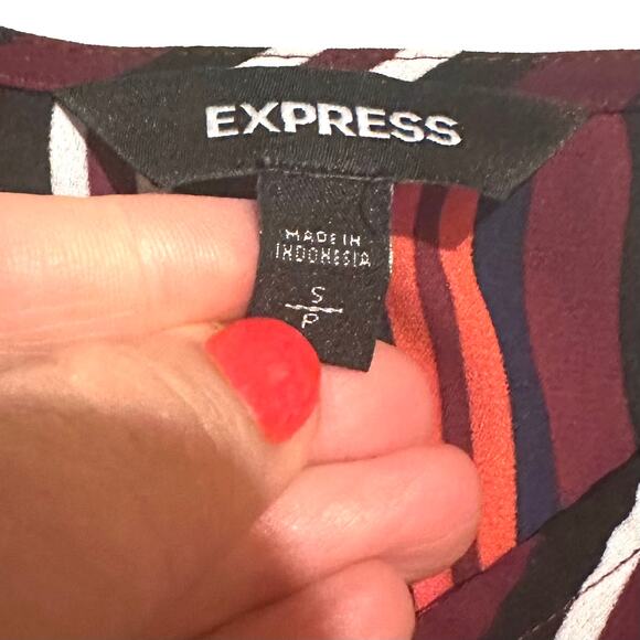 Express Red Stripe Twist Career Top Blouse Women's S Small - Picture 2 of 8